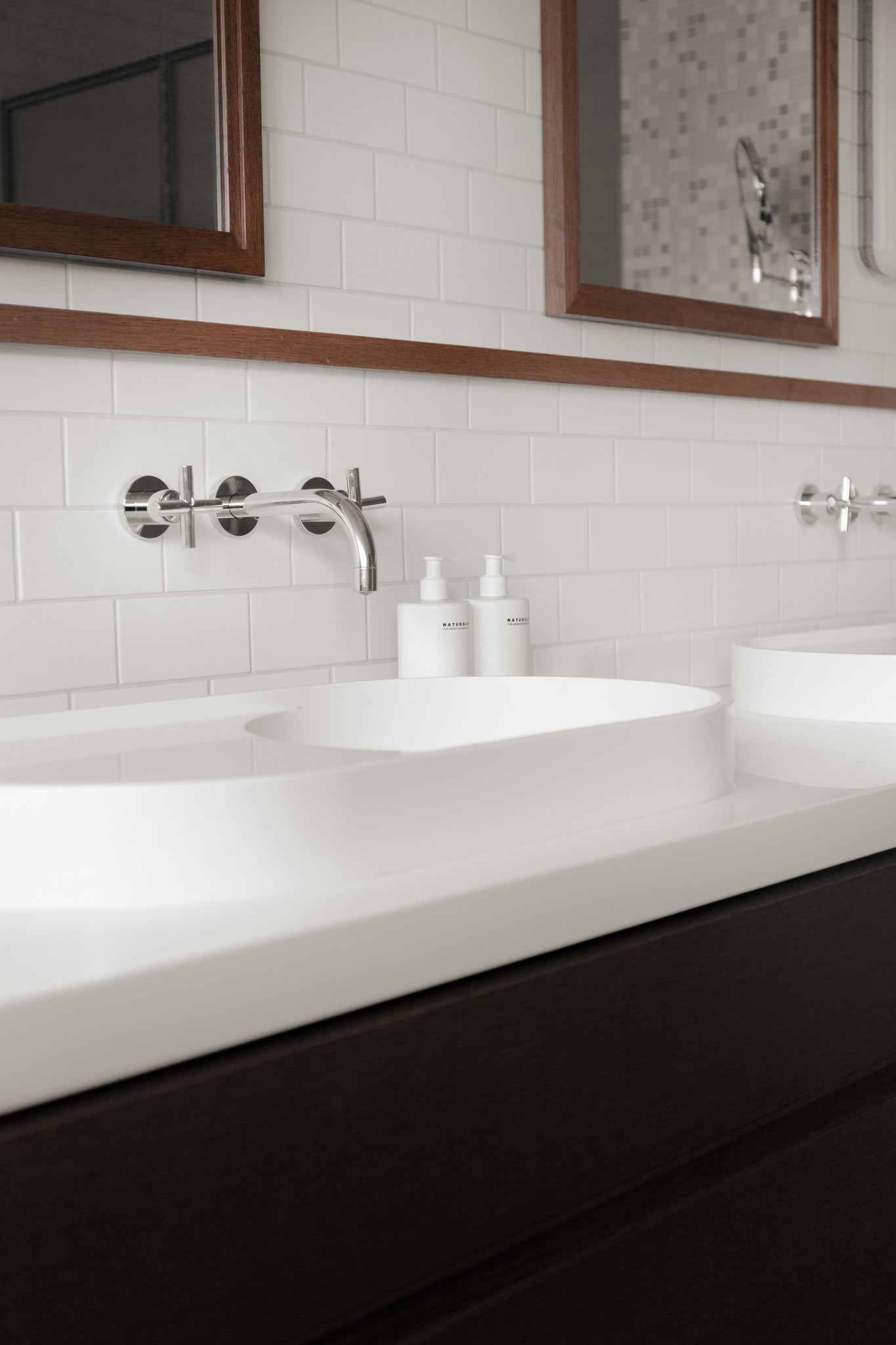 Neroli & Amber Wood - Wash