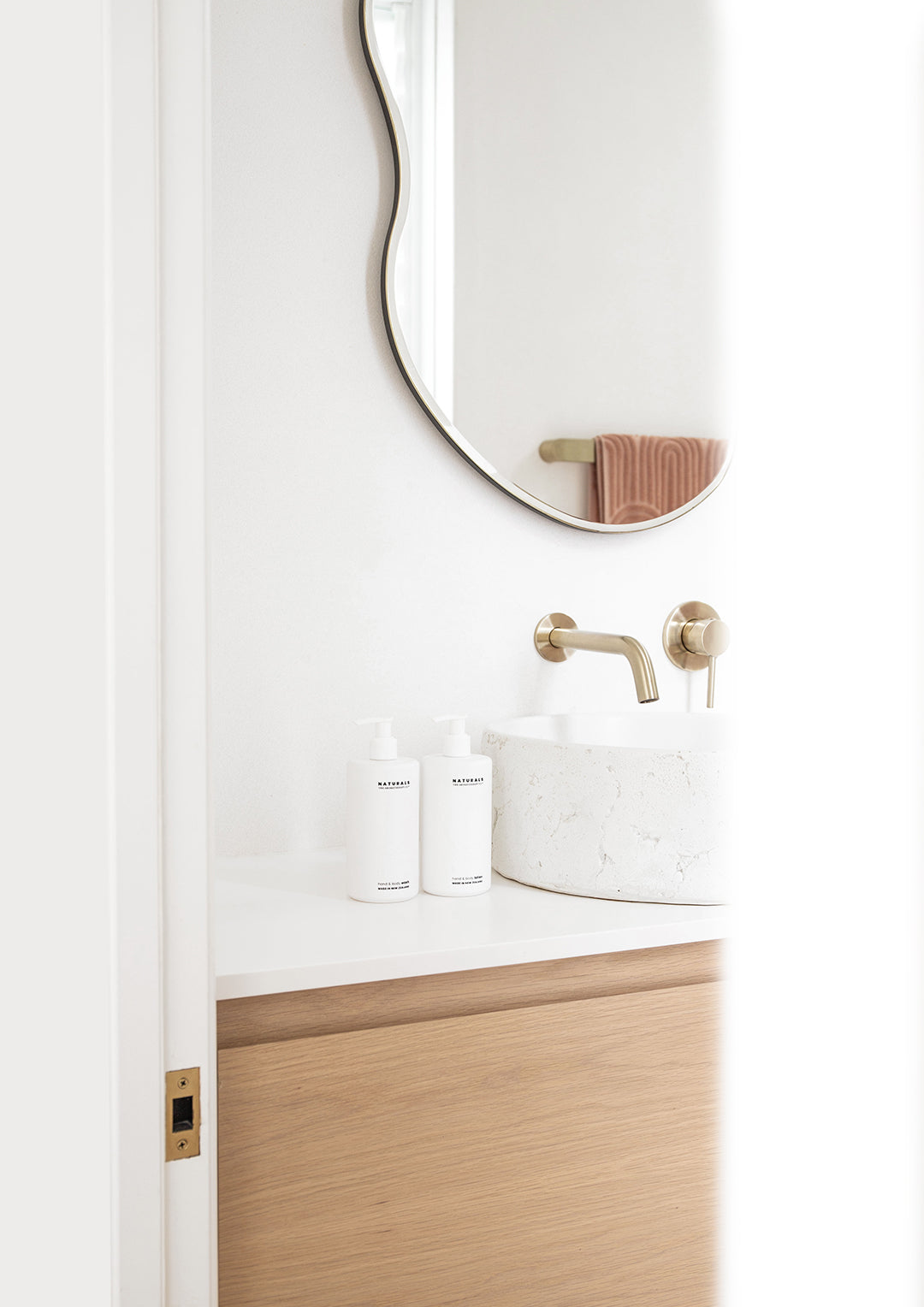 Rose & Jasmine Oud - Wash