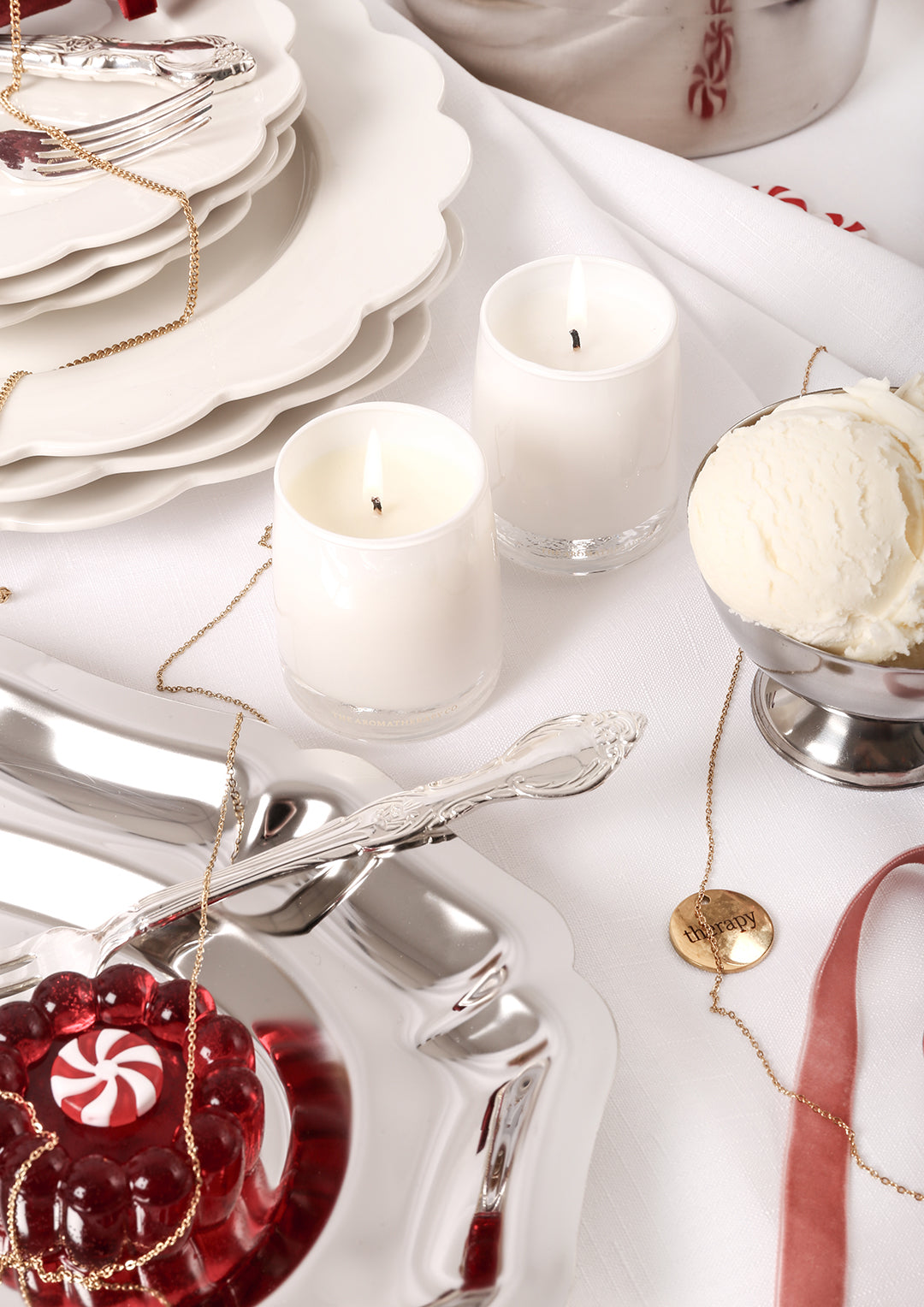 White Lily & Holly - Candle