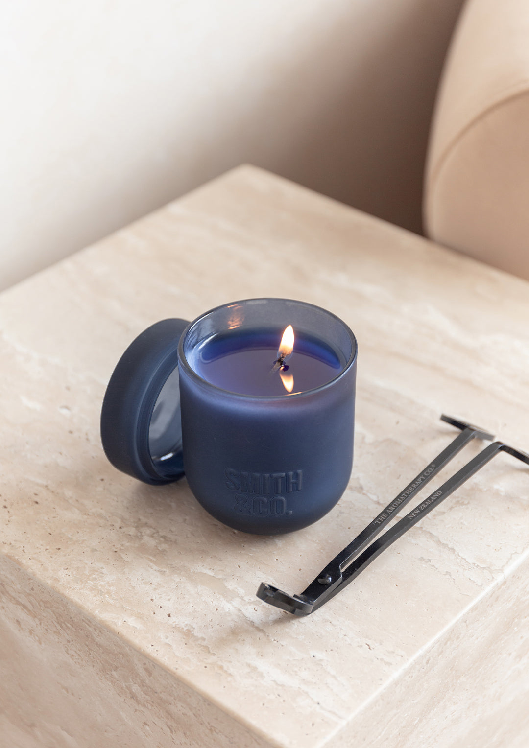 Smith & Co. Candle 250g - Smoked Suede & Bergamot