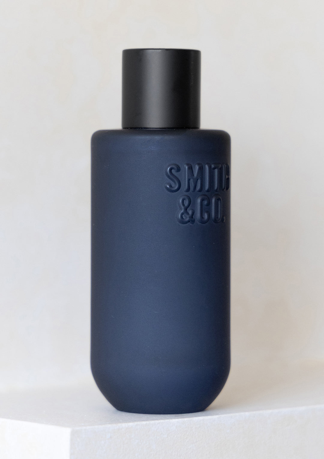 Smith & Co. Room Spray 100ml - Smoked Suede & Bergamot