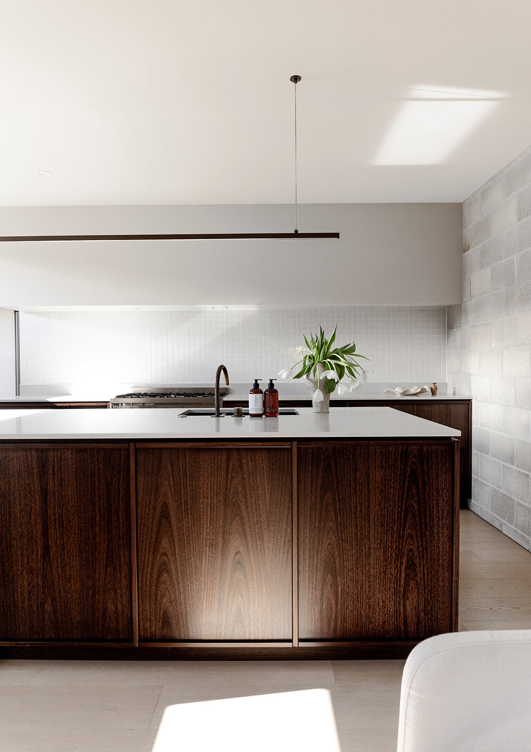 Unwind Coconut & Water Flower